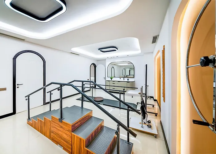 Medworld Cosmos Health & Rehabilitation Center Hotel